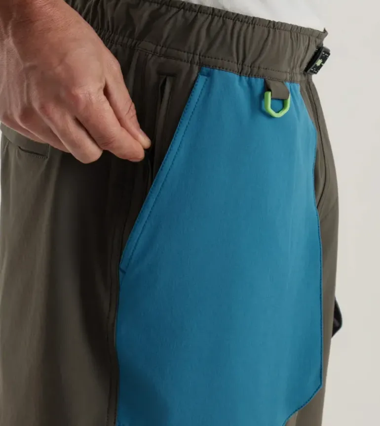 Happy Camper Shorts 16"