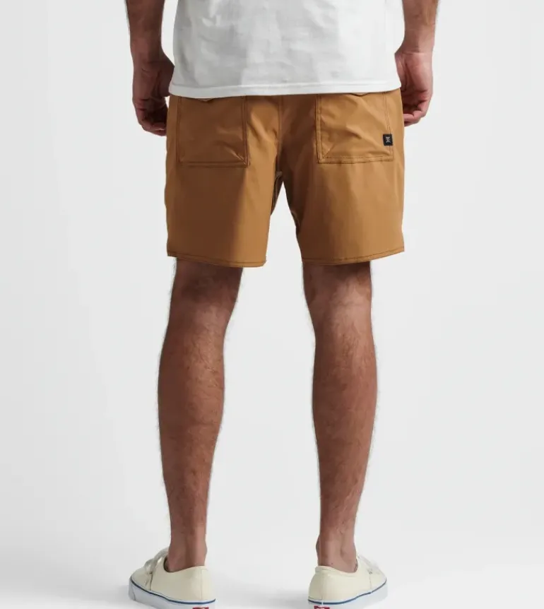 Layover Trail Shorts 17"